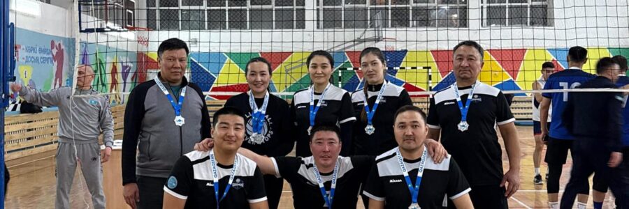 Мұғалімдер арасындағы волейбол турнирінде мектеп ұстаздар командасы жүлделі II орынды иеленді!